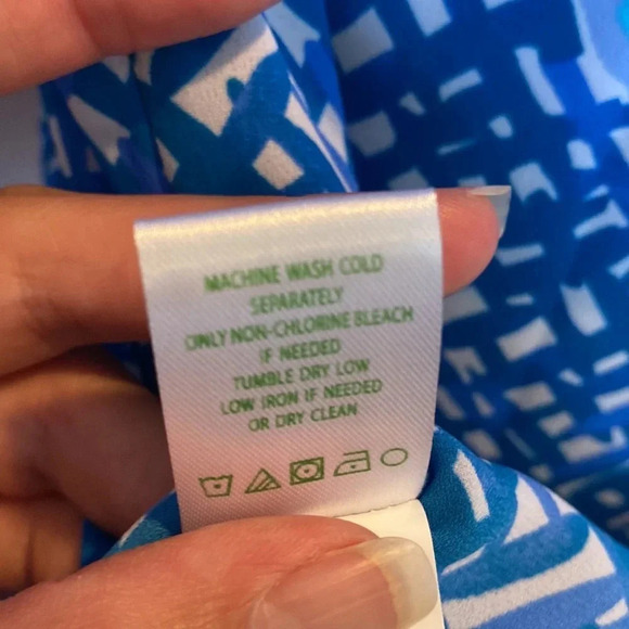 Lilly Pulitzer Iona top NWT size medium - Picture 10 of 15